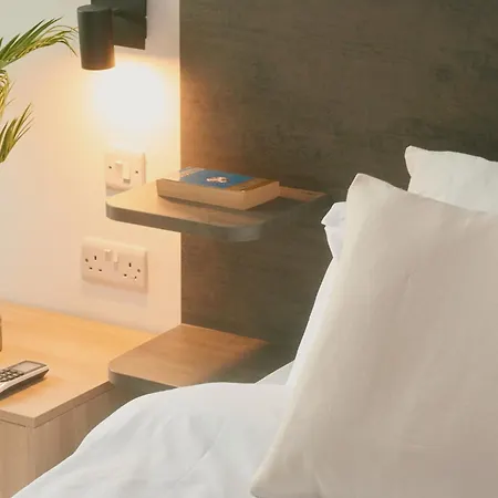 Garden Place By Shmoo Apartment *