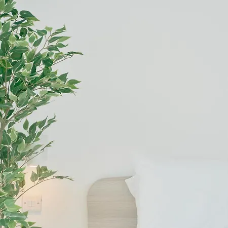 Apartamento Garden Place By Shmoo San Julián