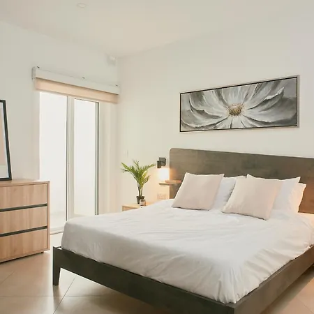 Garden Place By Shmoo St. Julian's