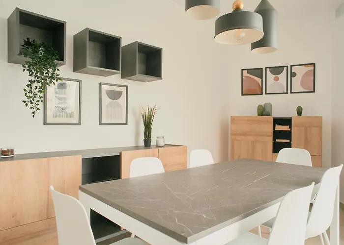 Garden Place By Shmoo * San Julián